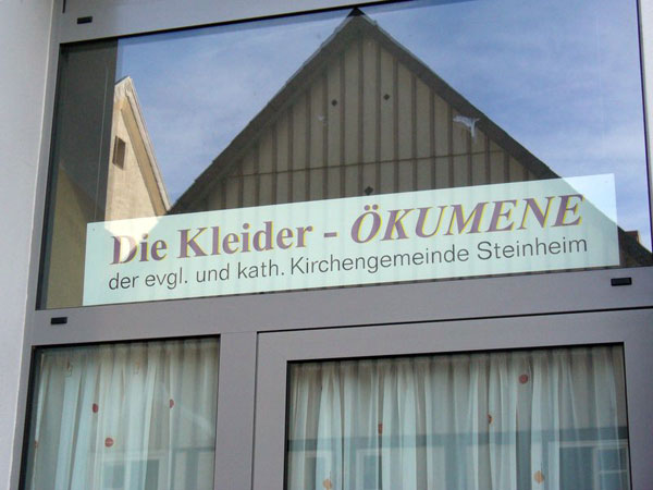 Kleider-Ökumene 1